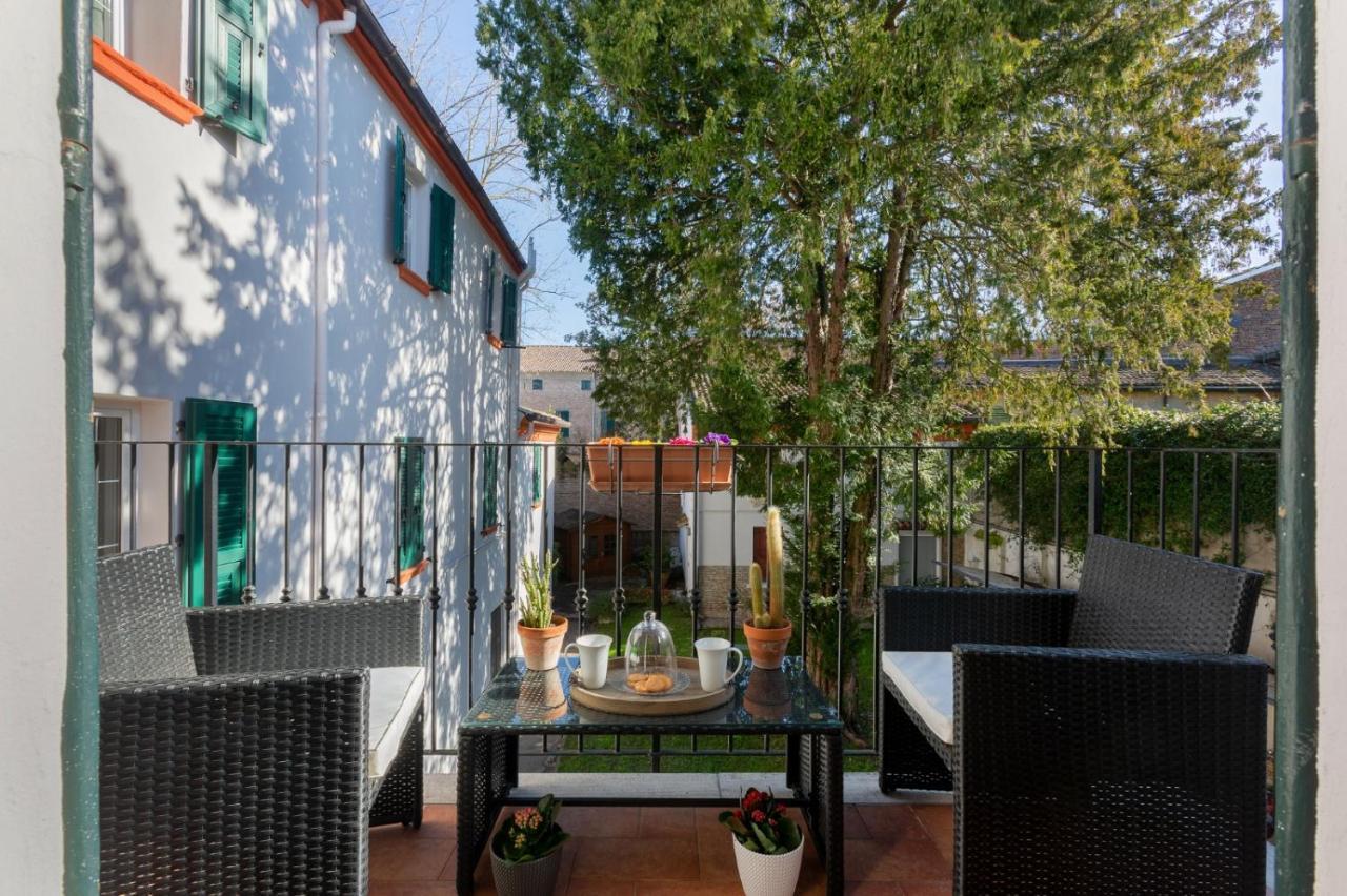 Ferienwohnung Frescobaldi Aparments! A Casa Di Francesco Ferrara Exterior foto