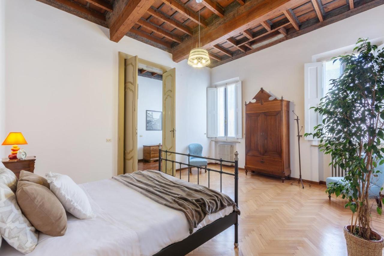 Ferienwohnung Frescobaldi Aparments! A Casa Di Francesco Ferrara Exterior foto