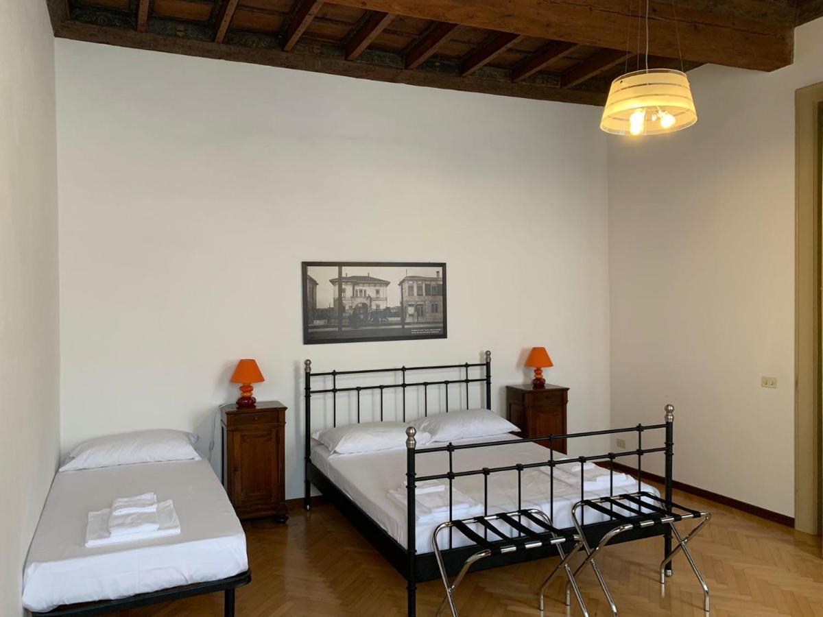 Ferienwohnung Frescobaldi Aparments! A Casa Di Francesco Ferrara Exterior foto